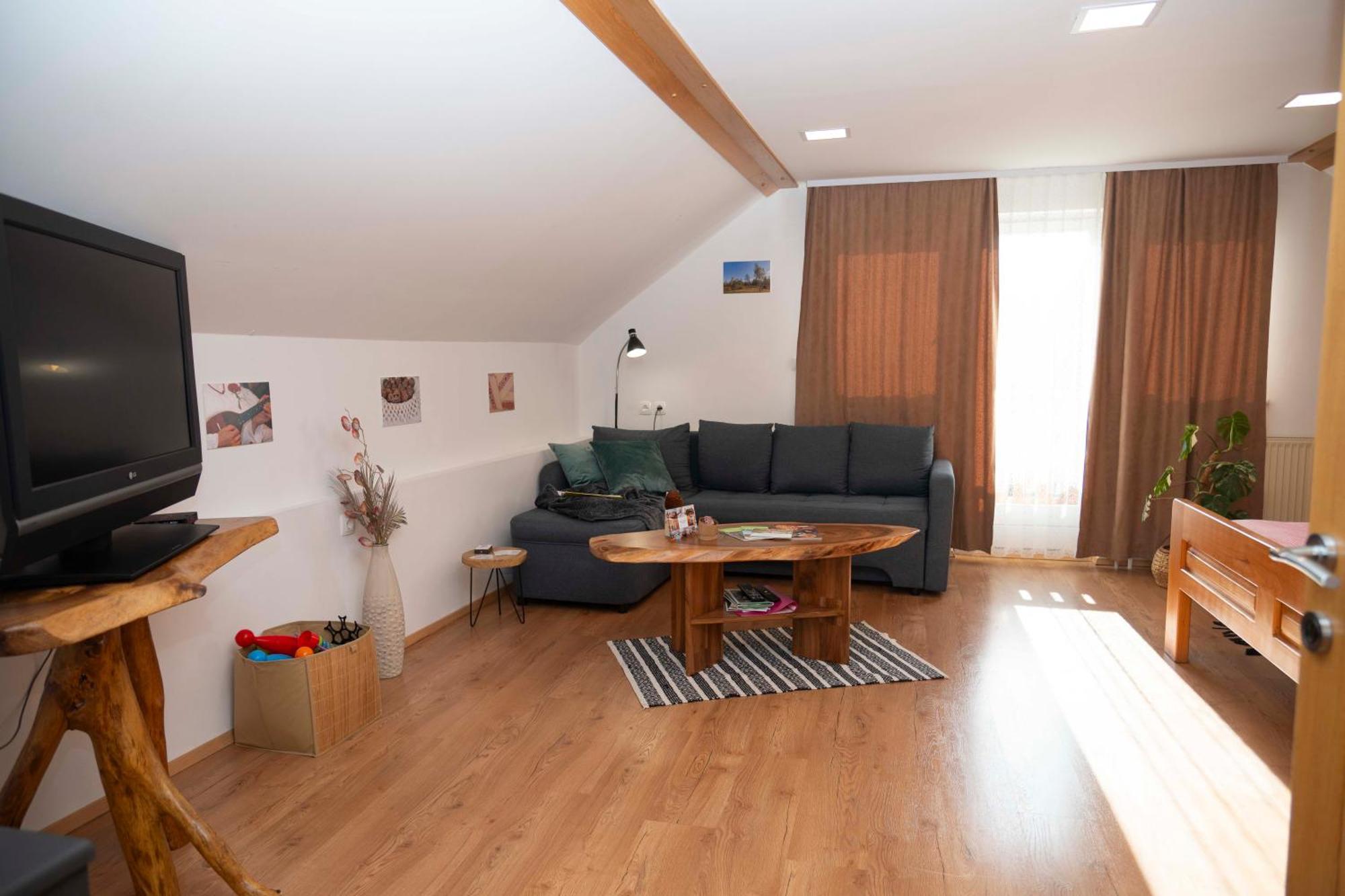 Apartma 